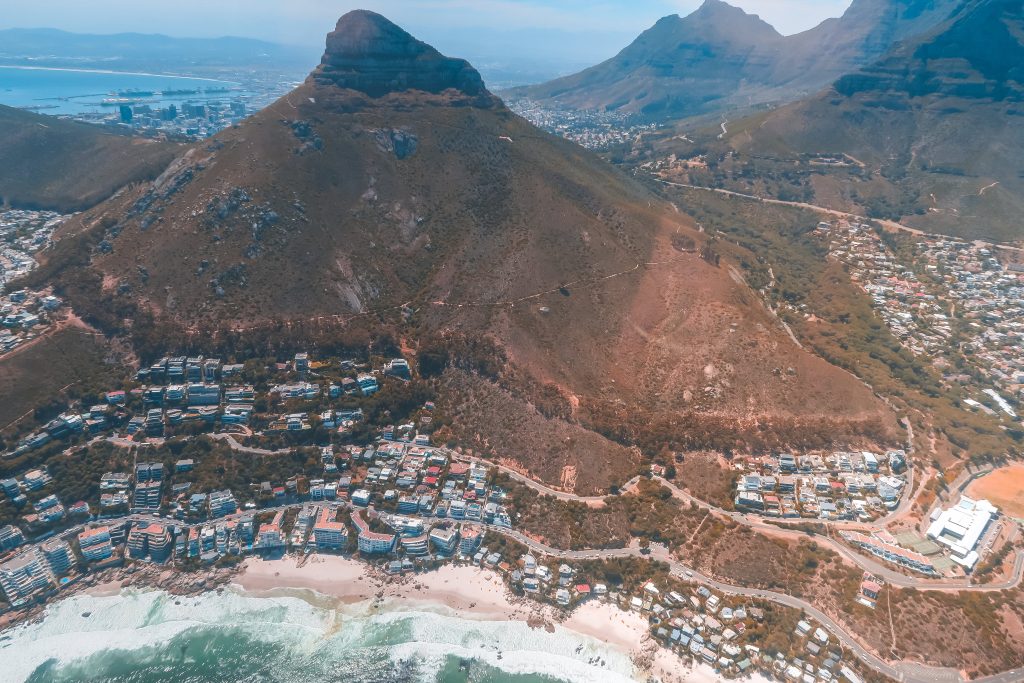 A helicopter tour with Cape Town Helicopters